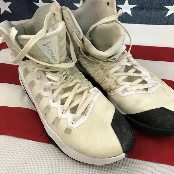 mens nike hyperdunk basketball shoes